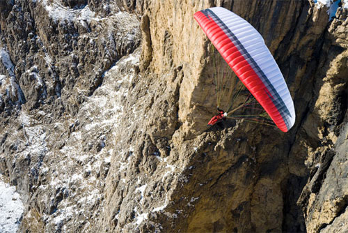 Swing Arcus 6 intermediate paraglider