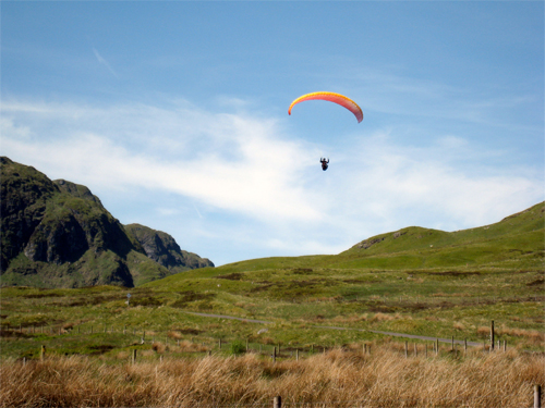steve-nash-x-scotia-091 British paraglider pilot Steve Nash is organising another X-Scotia hike-and-fly event for 2009