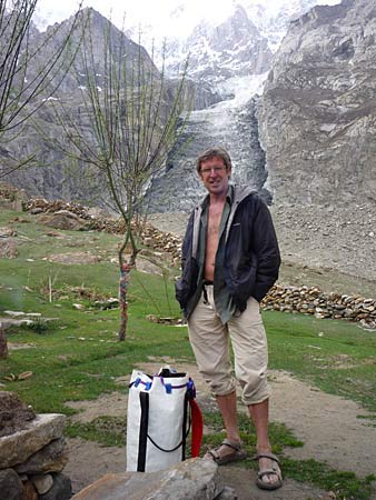 Alun Hughes