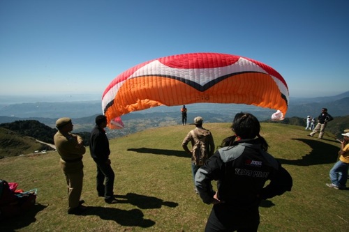 Paragliding in Billing / Bir, India