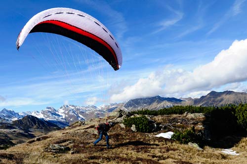 Icaro Wildcat intermediate paraglider