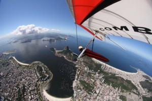 Hang gliding over Rio de Janeiro. Photo: Nene Rotor