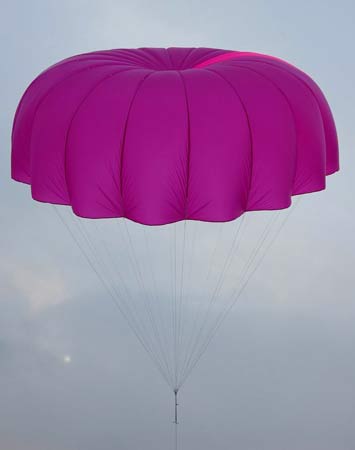 http://www.xcmag.com/wp-content/uploads/2010/04/Aeros-sx-rescue-parachute.jpg