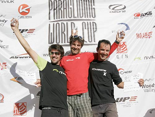 PWC Portugal 2010 overall winners' podium. L-R: Claudio Virgilio, Lucas Bernardin, Julien Wirtz