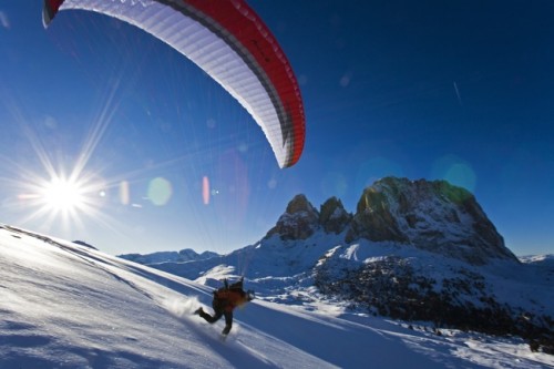 Launch into winter with the Midwinter Flying Festival in the UK