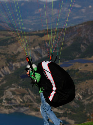 Skywalk's Cult-C harness has been certified to LTF09 standards, and offers pre-flight protection.