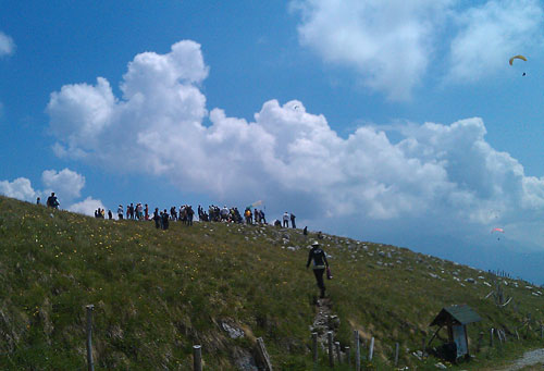 All set for a great third task: British Paragliding Open Slovenia 2011