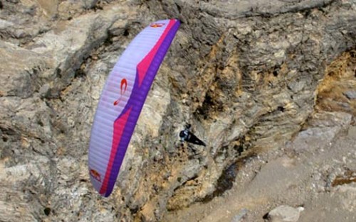 Sol's new acro paraglider, the Supersonic 2011 Sol's new acro paraglider, the Supersonic 2011