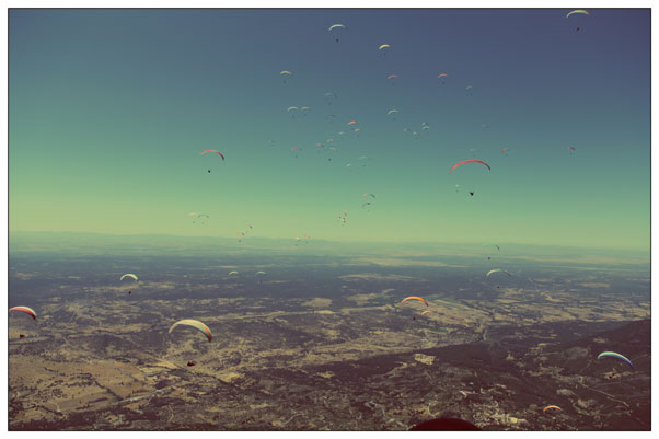 Blue skies in Pedro Bernardo, Spain, during the British Paragliding Championships 2012 Blue skies in Pedro Bernardo, Spain, during the British Paragliding Championships 2012