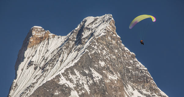 Paragliding Machapuchare